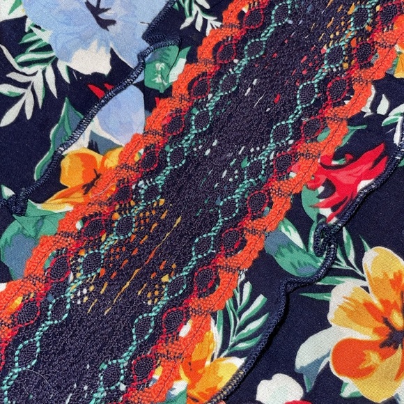 Beautiful colorful lace halter a-line dress EUC. - Picture 6 of 10